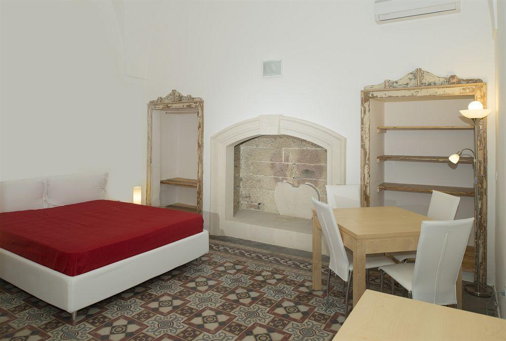 Relais Carlo V - Palazzo Storico Acomodação com café da manhã Gallipoli Exterior foto