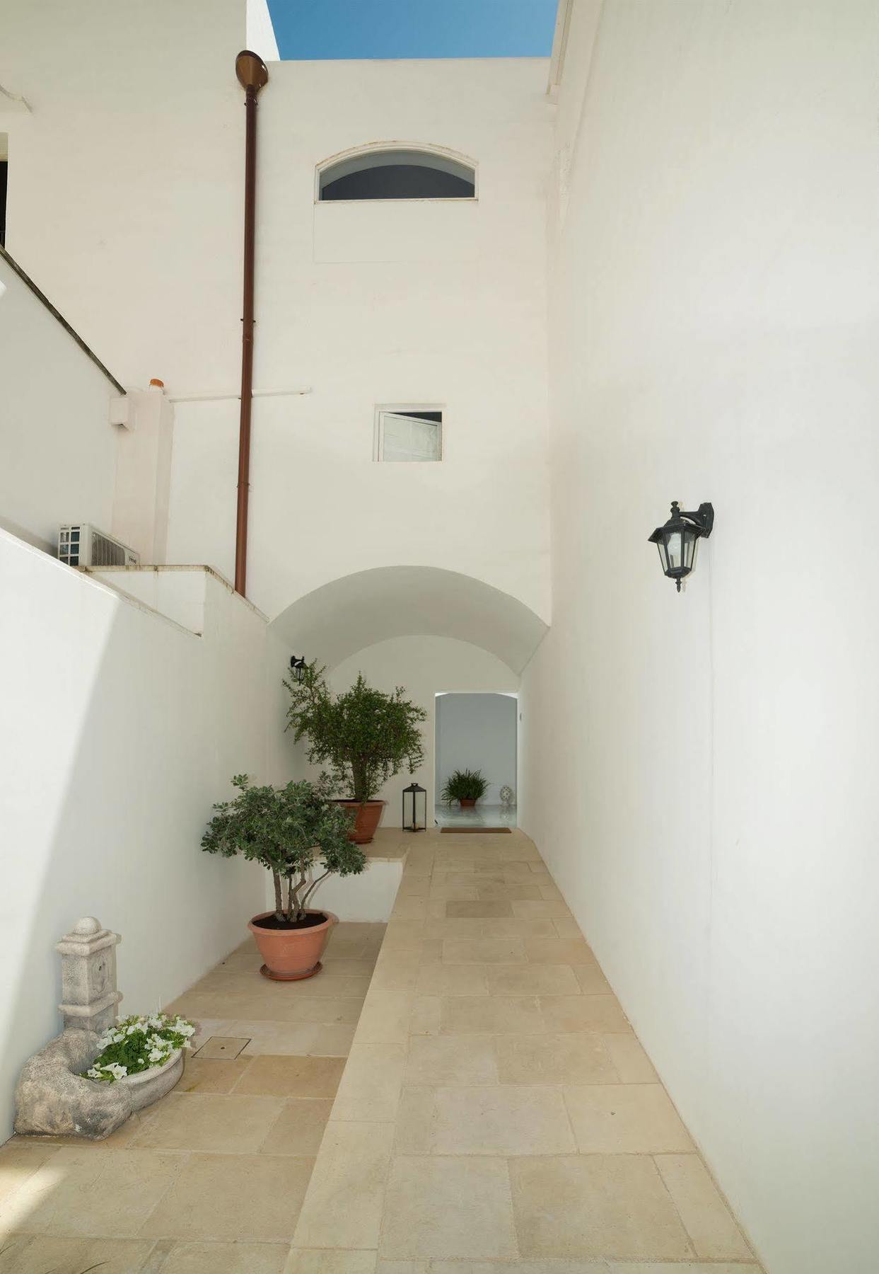 Relais Carlo V - Palazzo Storico Acomodação com café da manhã Gallipoli Exterior foto